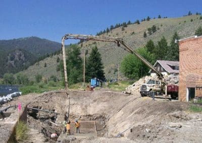 Ready Mix Concrete Pump Truck Working on site